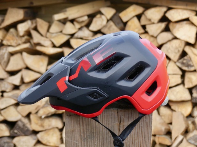 MET Helmets ROAM 2018