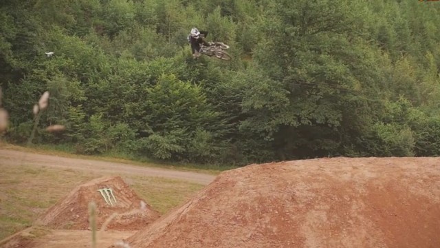 Downhill & Freeride: Fest Series Tribute