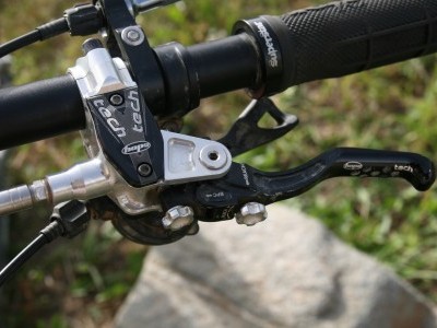 Hope Technology V2 Brakes 2010 Mountain Bike Review