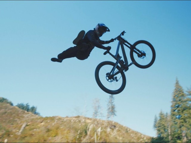 Video: 'Electric Beaver' feat Carson Storch