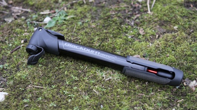 Mountain Bike Reviews - Blackburn Design Mammoth Any Valve  2012