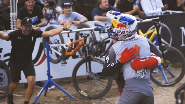 THIS is Downhill! Nail biting SEASON FINALE in Snowshoe | UCI MTB World Cup 2021