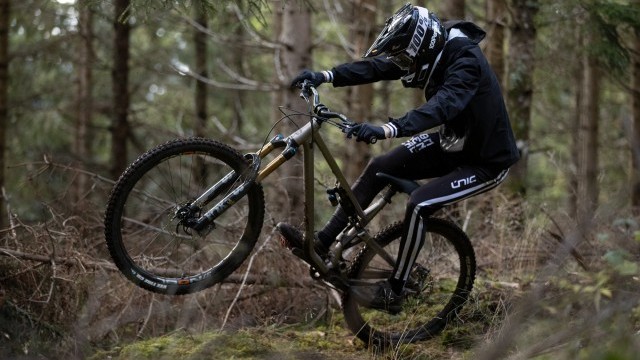 Video: "Smooth Aggression" | New META SX x Mattéo Iniguez