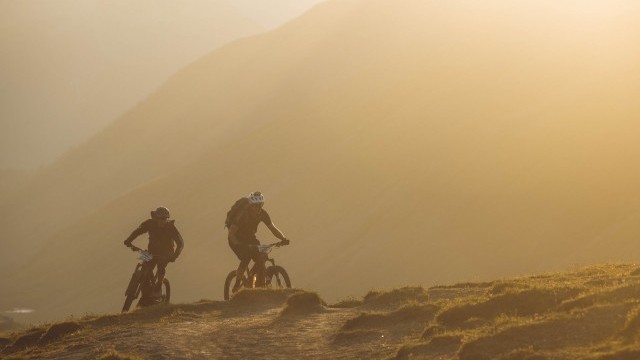 E-BIKE WORLD TOUR 2022: Calendar and Registration