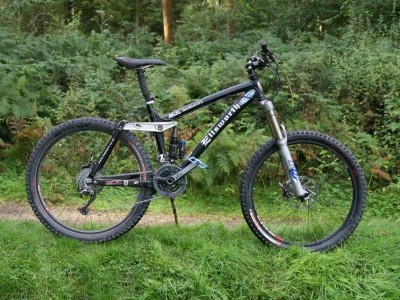 Ellsworth Bikes Moment Mk III  2009 Mountain Bike Review