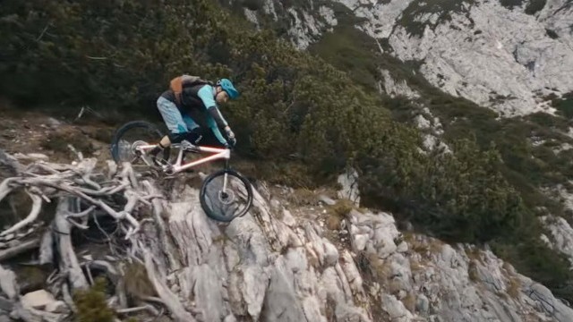 Video: "Just a Stone's Throw Away" with the Vertriders