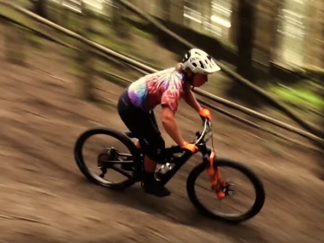 Bex Baraona - British Enduro Champion 2018