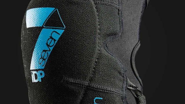 Mountain Bike Reviews - Seven Protection Flex Knee Pads  2016