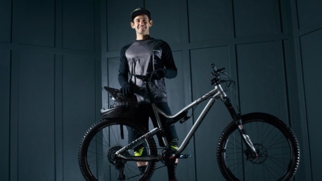 Yoann Barelli Joins Commencal - It’s A Fact!