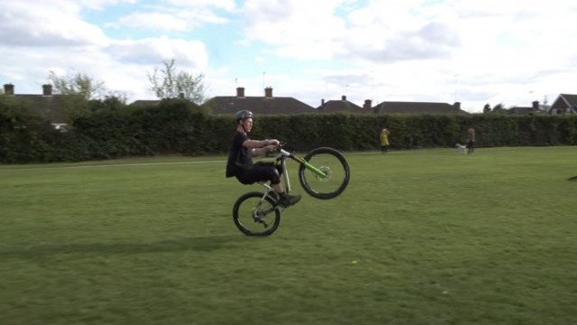 THE ULTIMATE 10 MINUTE MOUNTAIN BIKE WORKOUT