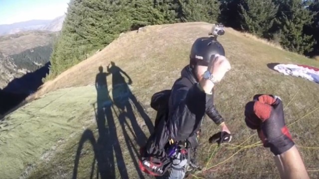 MTB vs Paraglider - Queenstown, NZ