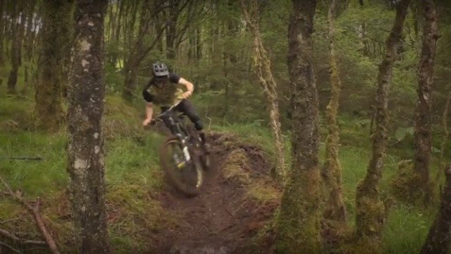 Joe Barnes' Bites Part 1 - Tight in Places