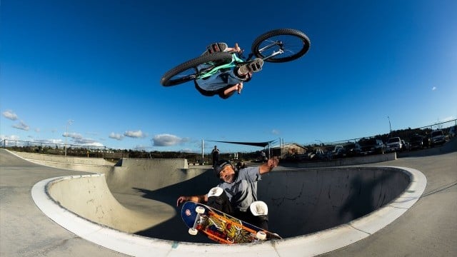 Vans x YT Industries: Off the Wall meets LIVE UNCAGED