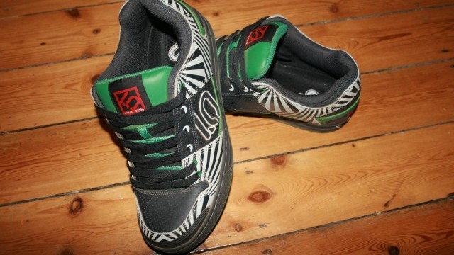 Mountain Bike Reviews - Five Ten Freerider  2013