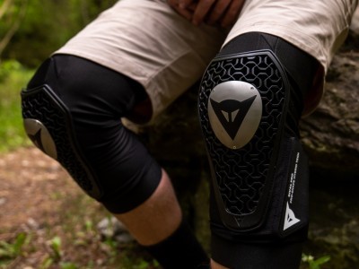 Dainese Rival Pro Kneepads 2022 Mountain Bike Review