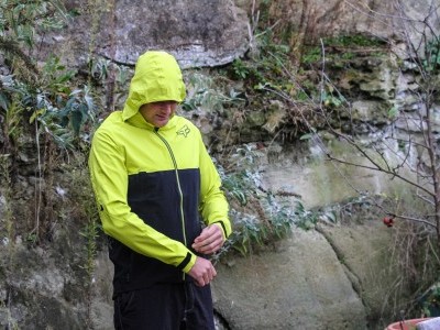 Fox Head Downpour Jacket  2015 Mountain Bike Review