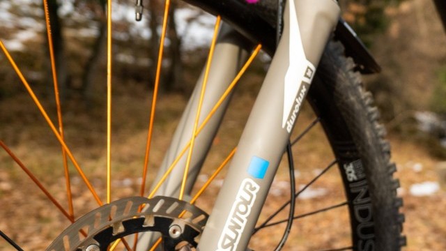 Mountain Bike Reviews - SR Suntour Durolux36 R2C2 PCS Boost EQ 2022