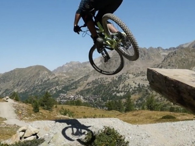 South Crew X Isola 2000