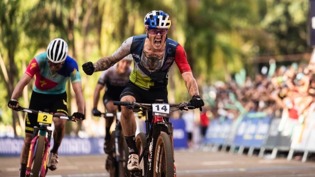 Andreassen sprints to UCI MTB World Cup win in Araxá