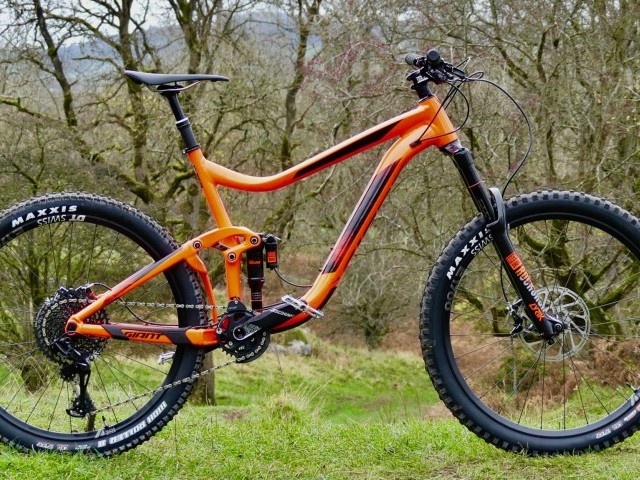 Giant Bicycles Reign 1 2018
