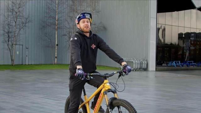 HOW TO WHEELIE with Danny MacAskill
