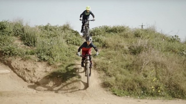 Mountainbiking Young-Defined | Introducing the Neuron AL Young Hero