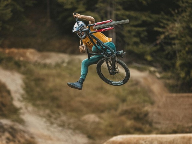 Monday Motivation: The life of a pro | Conor MacFarlane