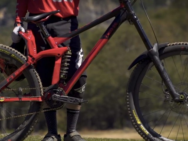 Remy Metailler Rides Nevados de Chillan Bike Park | Chile