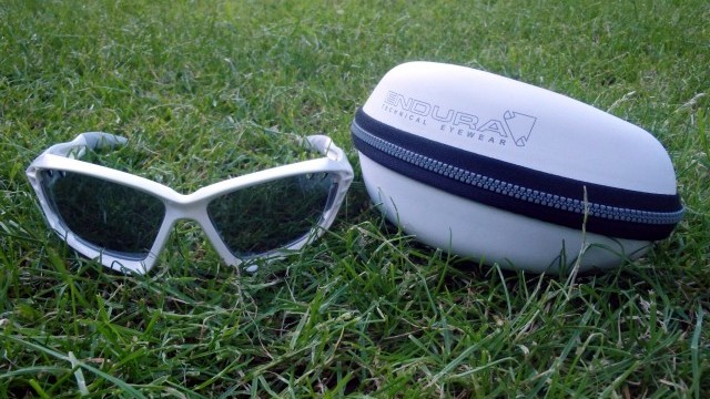 Mountain Bike Reviews - Endura Mullet Glasses 2016