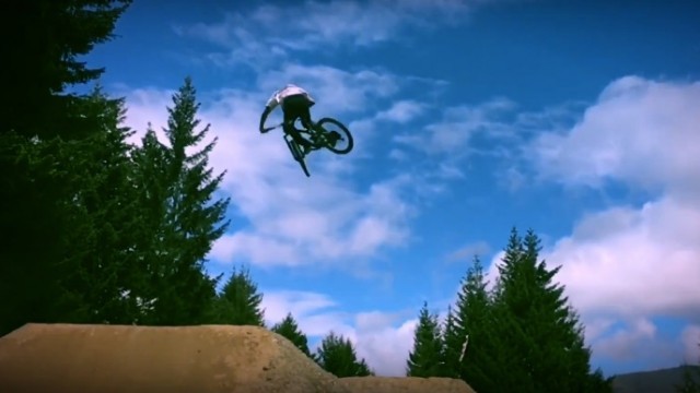BIG Jumps, Whips and Flips! Dreamtrack Sesh with the Boys!
