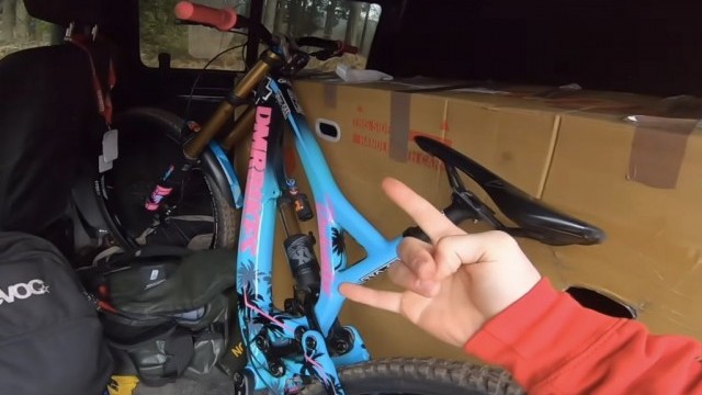 What MTB Is Faster At A Mini Downhill Race: Downhill Or Enduro Bike?