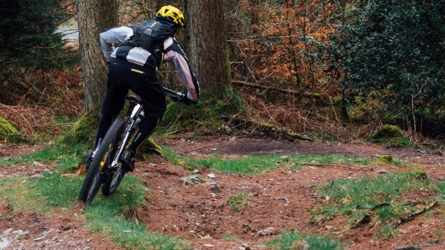 Mountain Bike Technique - Cornering - Round The Bend