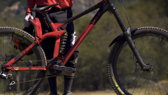 Remy Metailler Rides Nevados de Chillan Bike Park | Chile