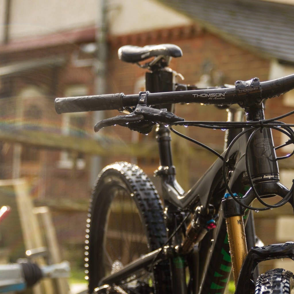 How to Back Behind Bars Mountain Bike Technique » Seasonal Riding