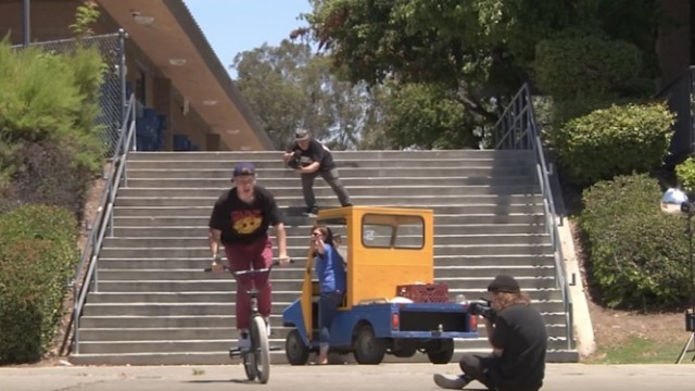 Random Fridays: Cultcrew/ 16 Year Old Lil Juice Battles El Toro