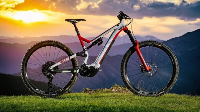 Commencal Meta Power: Discreetly Powerful