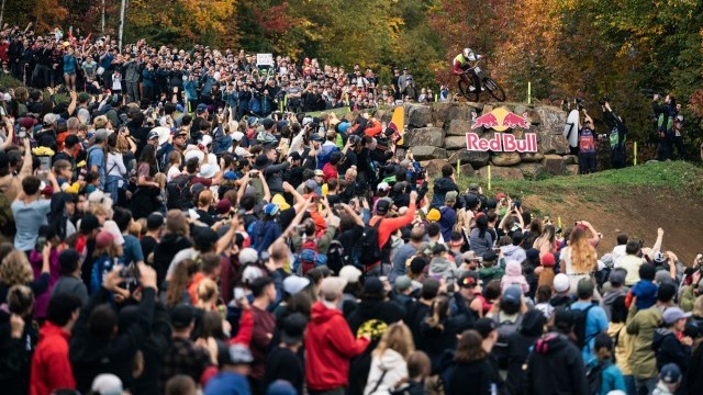 Bruni claims third overall World Cup crown with podium in Mont-Sainte-Anne