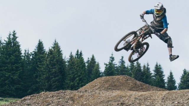 Morzine - Seasonaires Getting Rowdy