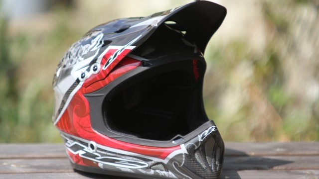 Mountain Bike Reviews - THE Industries T2 Carbon  2011