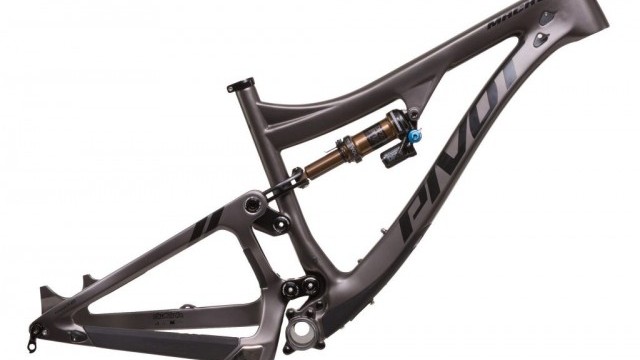 Pivot Cycles Gets Aggressive With New Mach 6 Carbon and Mach 6 Aluminium