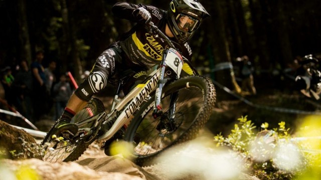 Commencal in Lourdes: Successful Qualifications All Round!