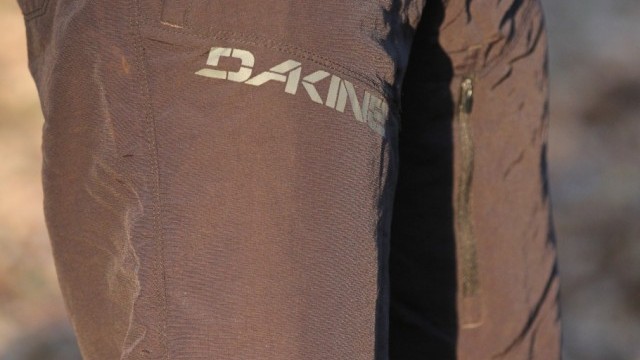 Mountain Bike Reviews - Dakine Syncline Short  2012