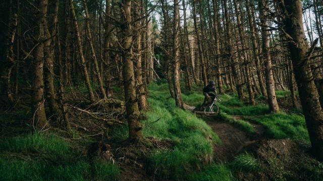 Video: GWYRDD - Riding In Wales