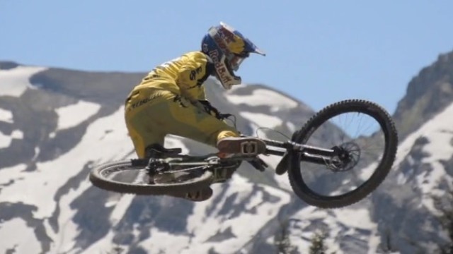 Finn Iles - Morzine
