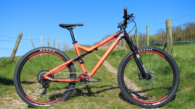 Mountain Bike Reviews - Commencal Meta Trail Race 650  2015