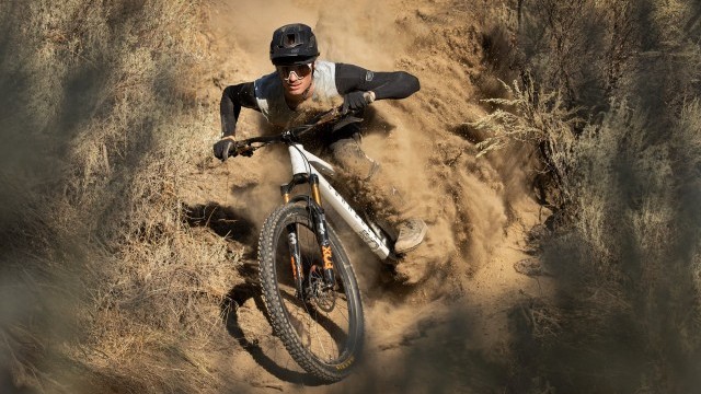 Video: T.E.M.P.O. - Hugo Frixtalon