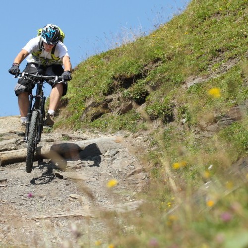 Roll on Summer Mountain Bike Technique