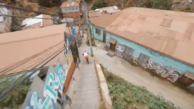 Pedro Burns Hammering Through The Streets of Chile | Sound Of Speed