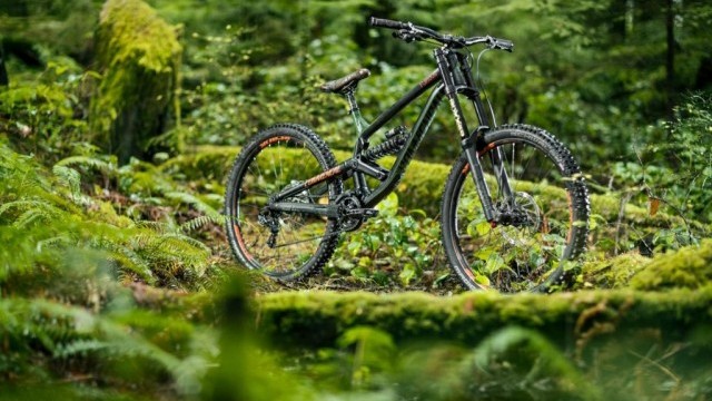 New 2018 Commencal Meta & Furious - BC Edition
