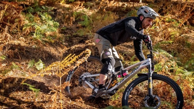 Muc-Off launches new Utility Frame Strap & Waterproof Cargo Bag Bundle